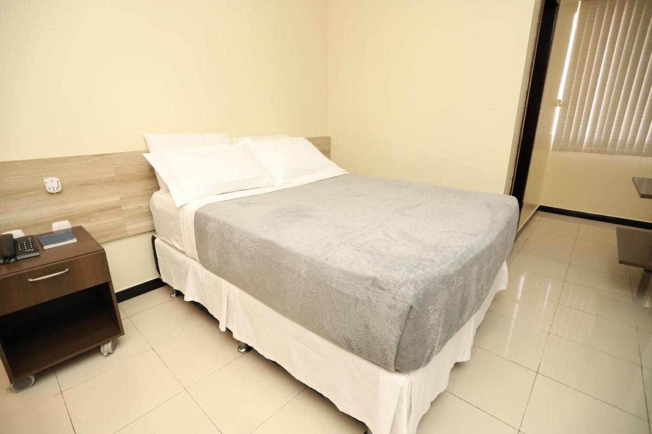 Hotel Rio Mar ماكابا المظهر الخارجي الصورة